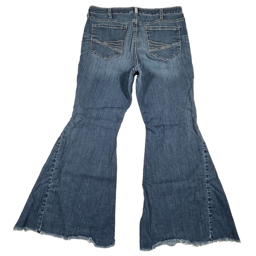 Y2K Ariat R.E.A.L. High Rise Flare Custom Bell Bottom Jeans 35x29